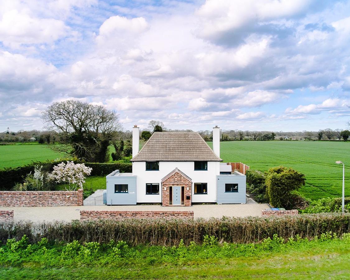 Covehithe House-Coastal Luxury- Sleeps 12-With Huge Swimspa! Wrentham Extérieur photo