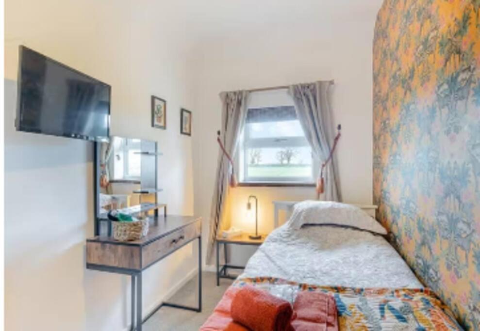 Covehithe House-Coastal Luxury- Sleeps 12-With Huge Swimspa! Wrentham Extérieur photo