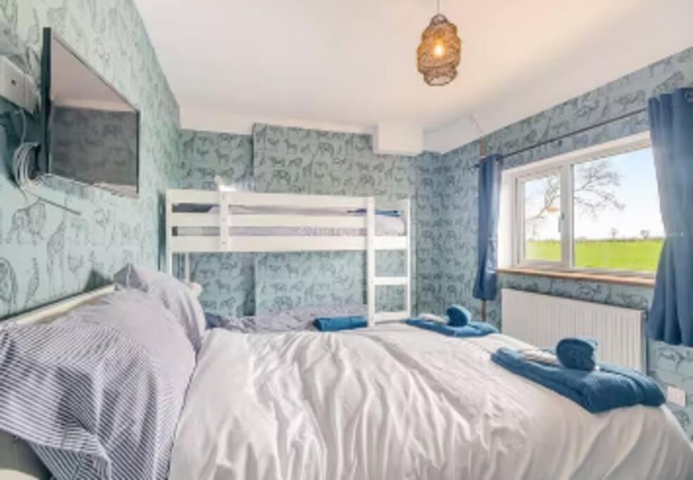 Covehithe House-Coastal Luxury- Sleeps 12-With Huge Swimspa! Wrentham Extérieur photo