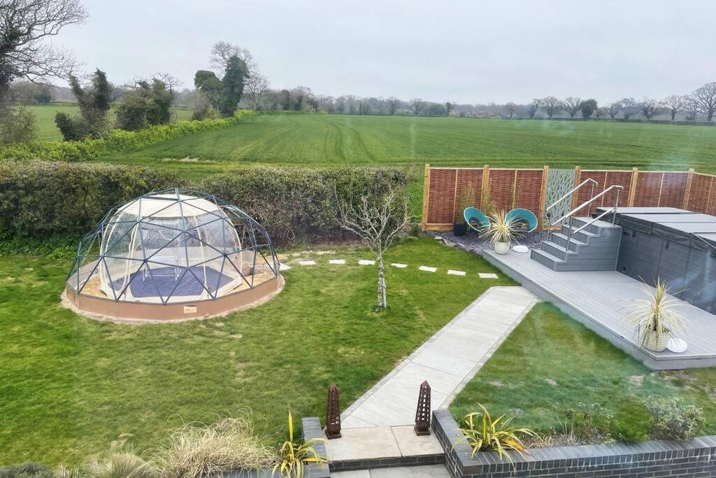 Covehithe House-Coastal Luxury- Sleeps 12-With Huge Swimspa! Wrentham Extérieur photo