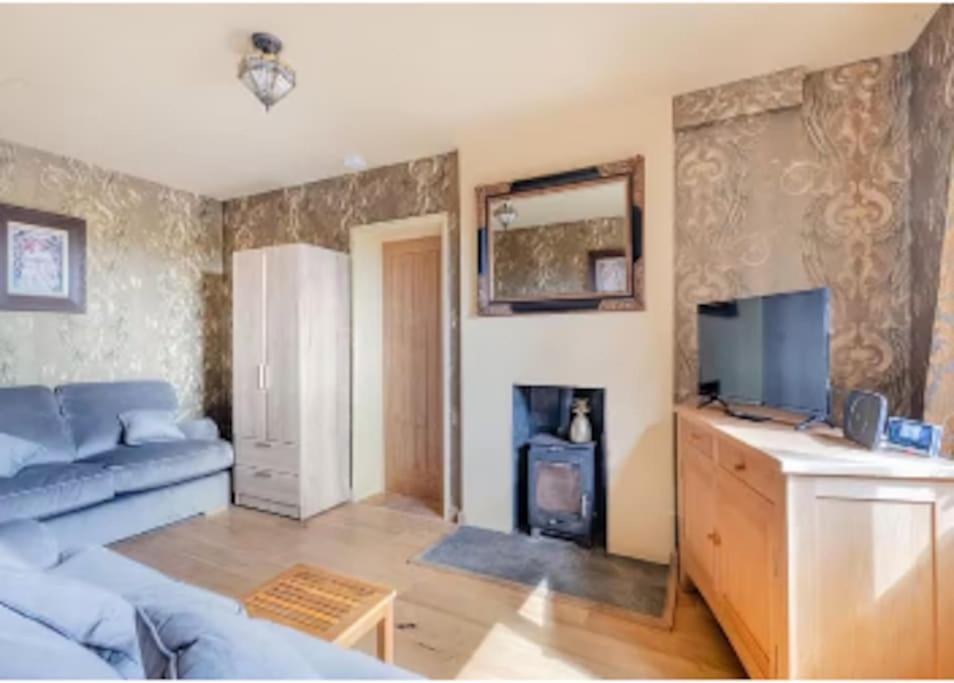 Covehithe House-Coastal Luxury- Sleeps 12-With Huge Swimspa! Wrentham Extérieur photo