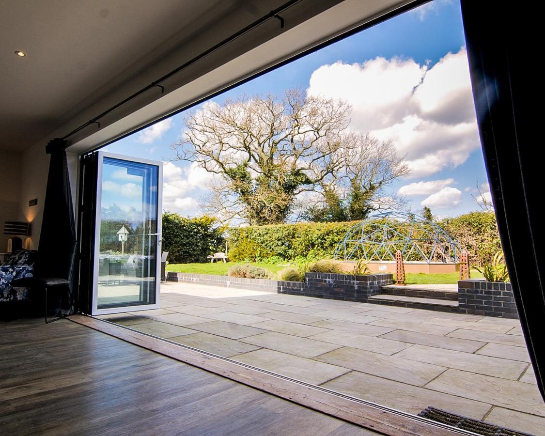 Covehithe House-Coastal Luxury- Sleeps 12-With Huge Swimspa! Wrentham Extérieur photo