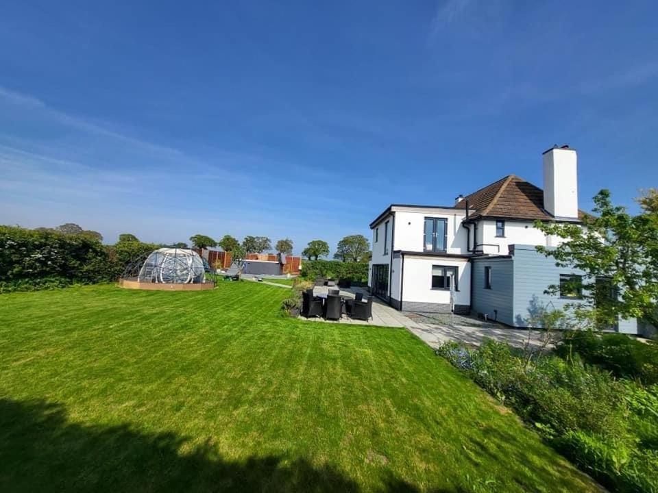 Covehithe House-Coastal Luxury- Sleeps 12-With Huge Swimspa! Wrentham Extérieur photo